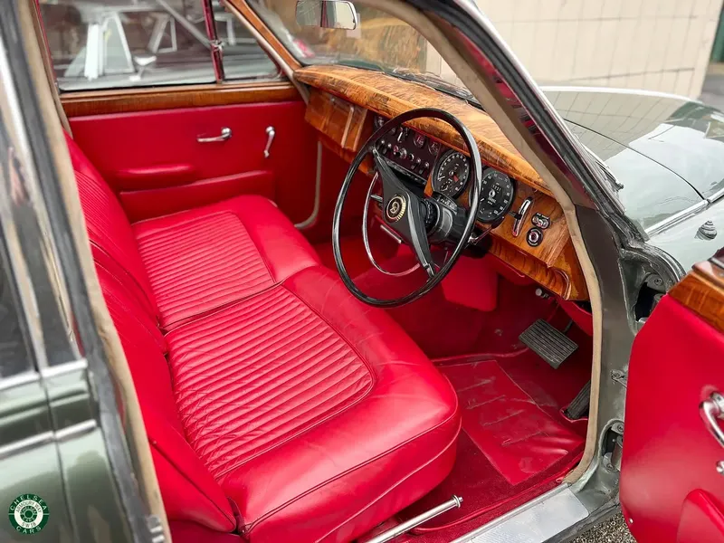 Daimler v8 250 tsdgmcv9nl ltamhfaihl