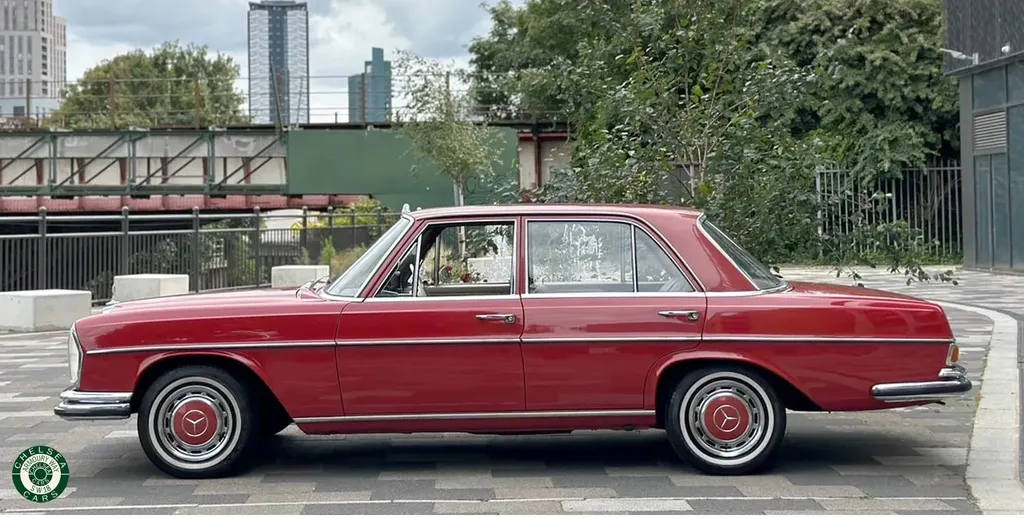 Mercedes  280sl lavksxqd8p0xpbfiz9ag1