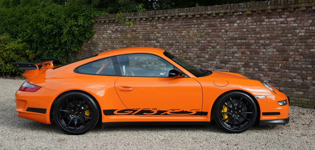 Porsche 997 cm5zryuwvprymtllxb1uv