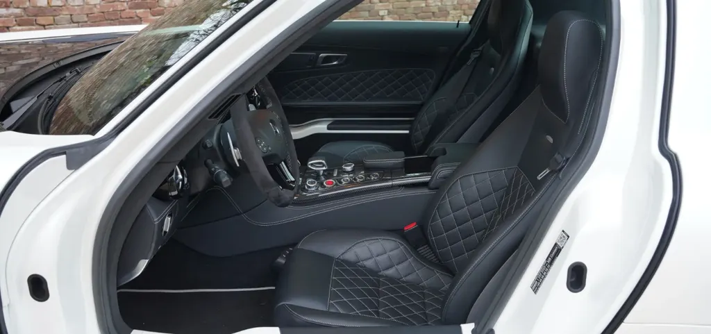 Mercedes benz sls eqb5aks9dqcscdkubqrlk