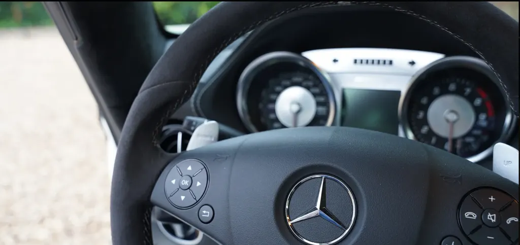 Mercedes benz sls nipcu aawuxf jhlqlzbg