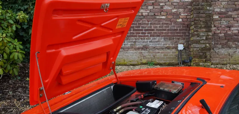 Bmw m1 wuaaebayuj6m3m3h5o26q