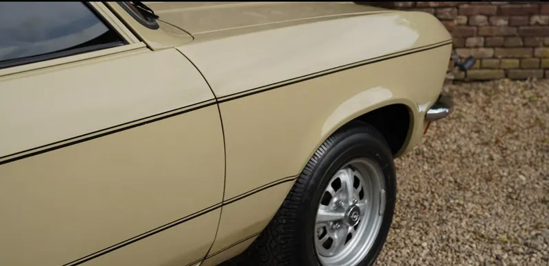 Opel ascona at6pejsxdb5ezjfnhl4qp