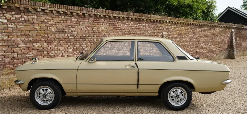 Opel ascona tddlljp3yiqzglqkhw br