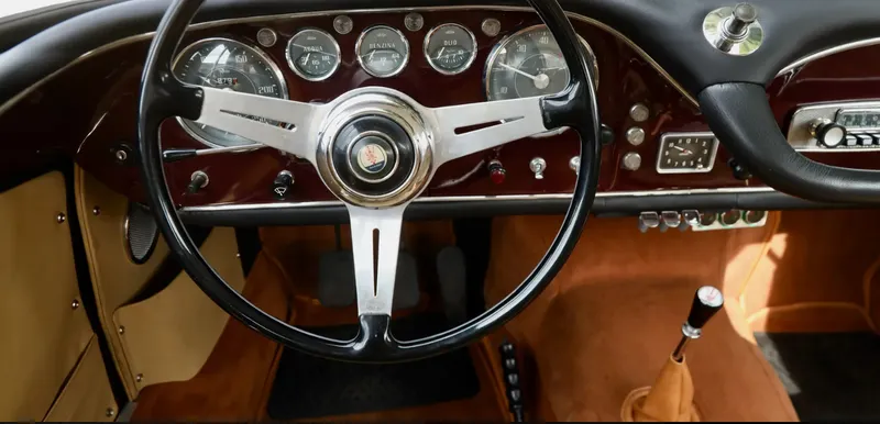Maserati 3500 gt  u4fdr8utoa8npee96vcjq