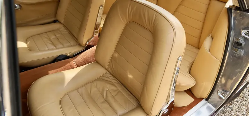 Maserati 3500 gt  zh7rxcxxqsw5laap1a7ne