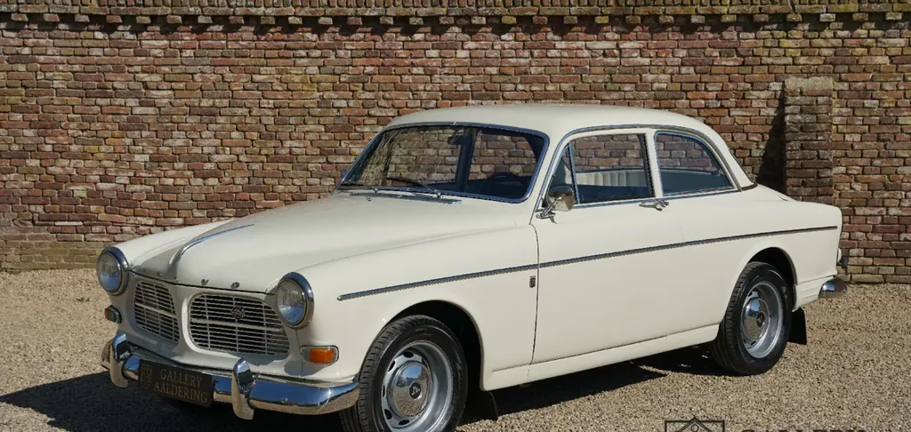 Volvo amazon 121 uplidahkz ntflkkfjzhl