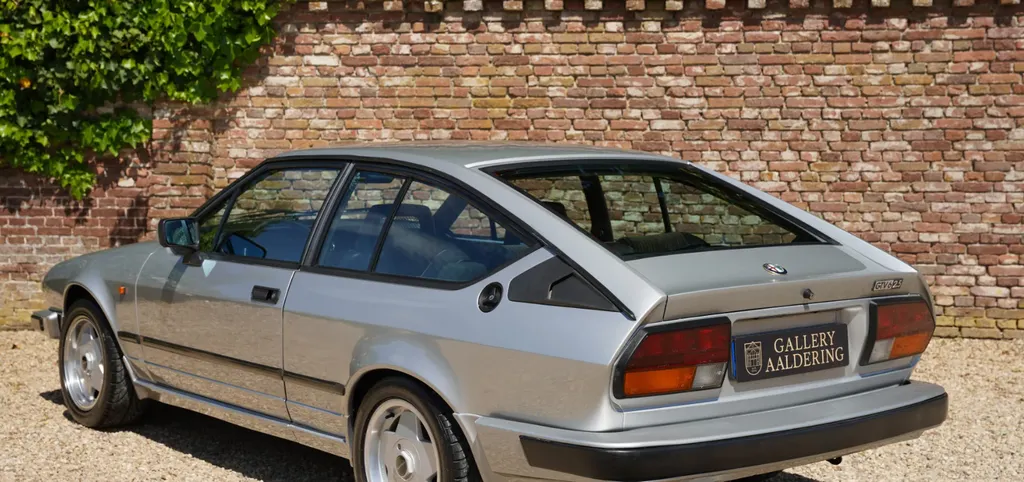 Alfa romeo gtv 6 2.5 6kfpwo0rpifqbwg0jsg8y