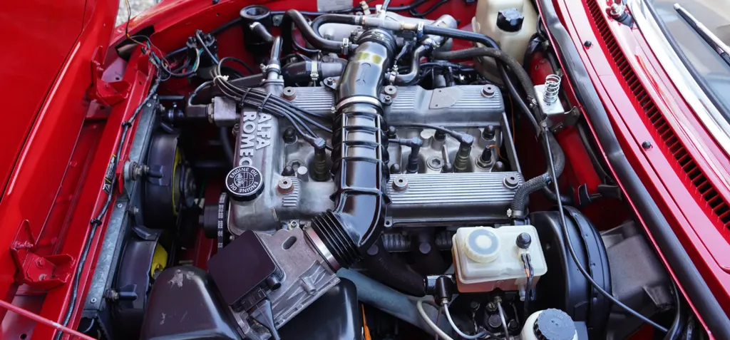 Alfa romeo spider ih06i ua3yakzolrnmrtg