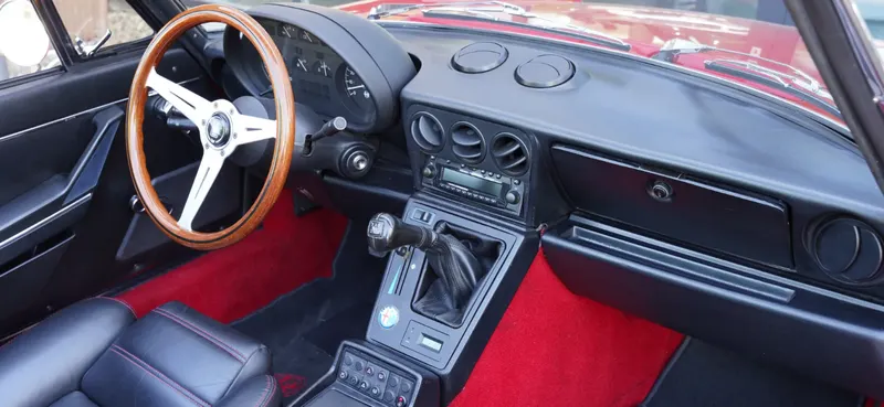 Alfa romeo spider vug6w0pp3g4xgmro4hwd1