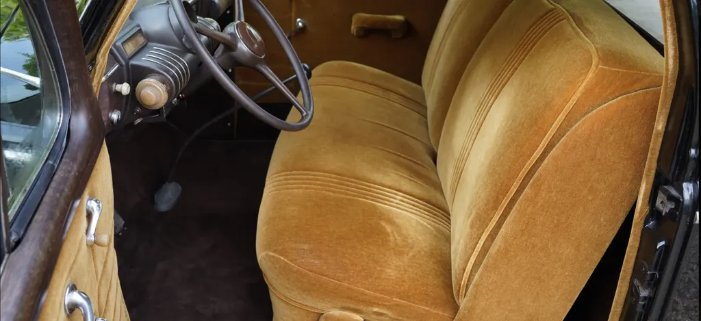 Oldsmobile business u5a kmohwwrwbru1spjuc