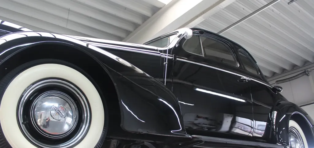 Oldsmobile business  mbe32ptyrdy1ybbhm5ze