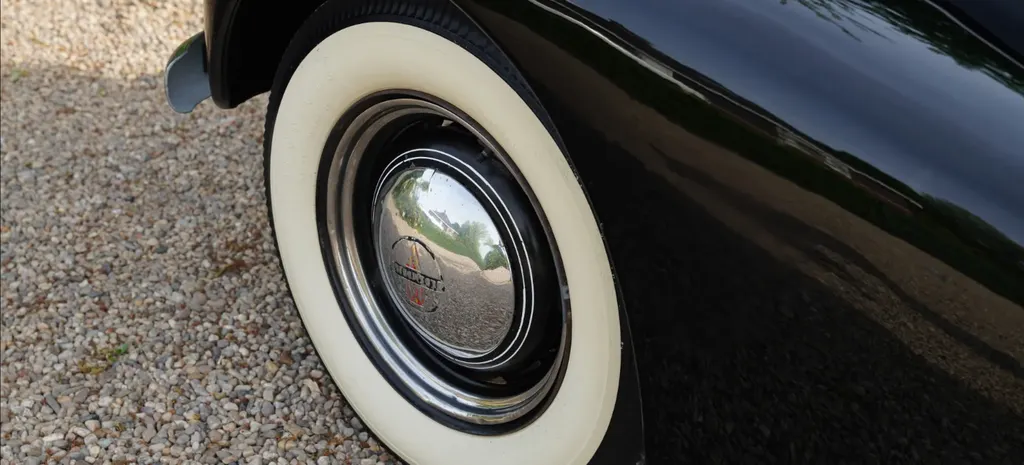 Oldsmobile business t8m6y6q0ex7pfzsciooaw