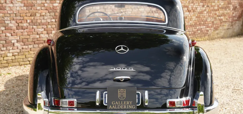 Mercedes benz 300 sc uv1ja9fyjibuitl2dru8b