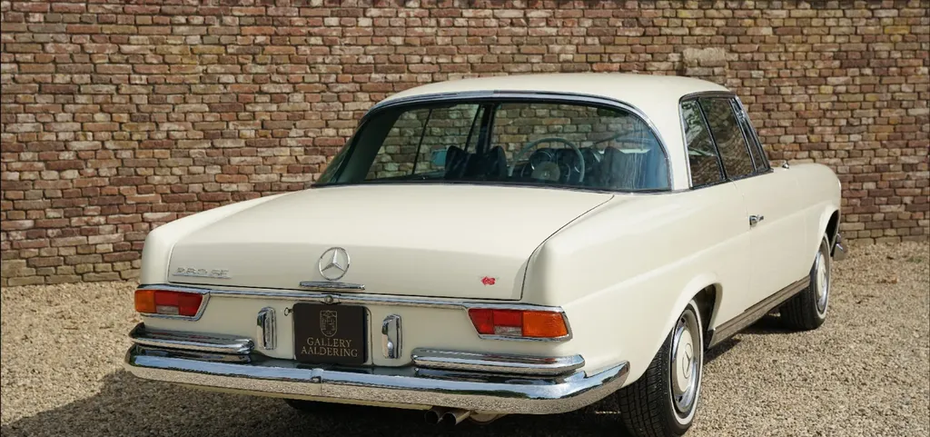 Mercedes benz 280 8iyik0s7x1jzwngixtme6