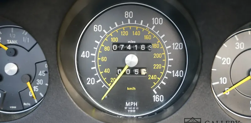 Mercedes benz 450sl g5rzg8r2zyhp4apbuspp9
