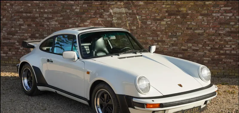 Porsche 911 3.3 turbo eogby8d4rwn6kikt1srkx