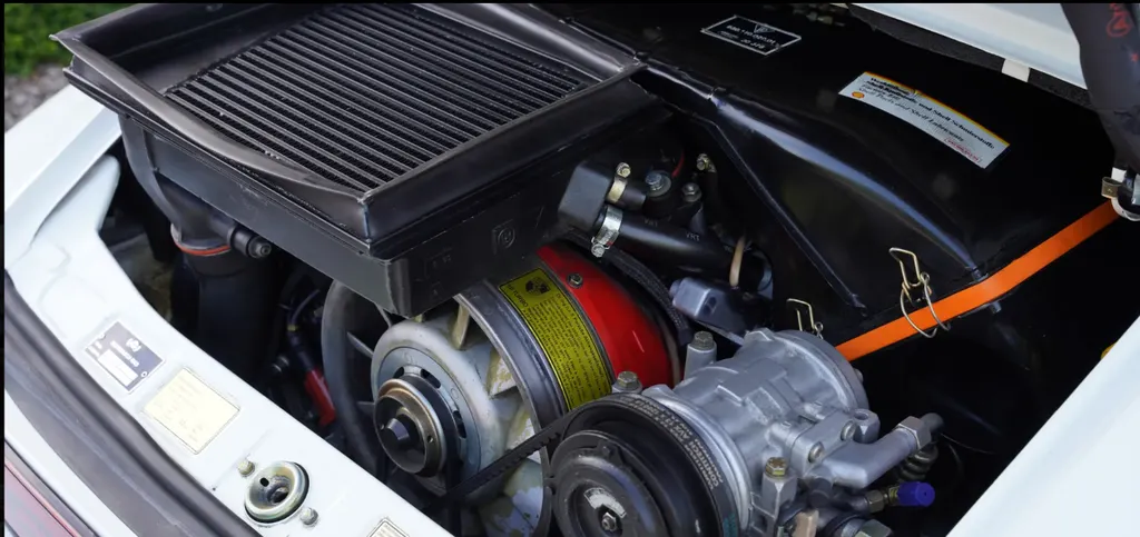 Porsche 911 3.3 turbo euhm99bgwbv2kjgsf0hxq