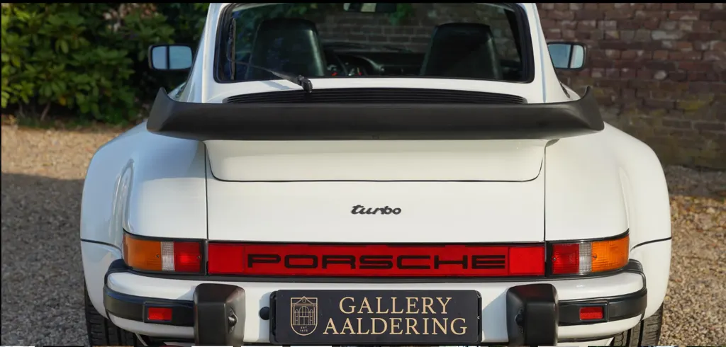 Porsche 911 3.3 turbo kkaklg17goqw0koynqoga