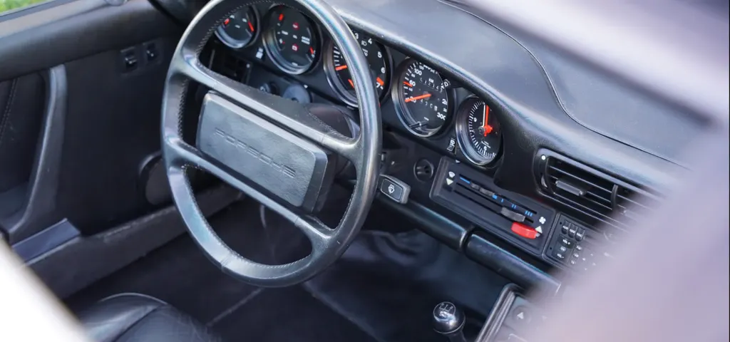 Porsche 911 3.3 turbo cssbeg hk6xb3wem9mz1k