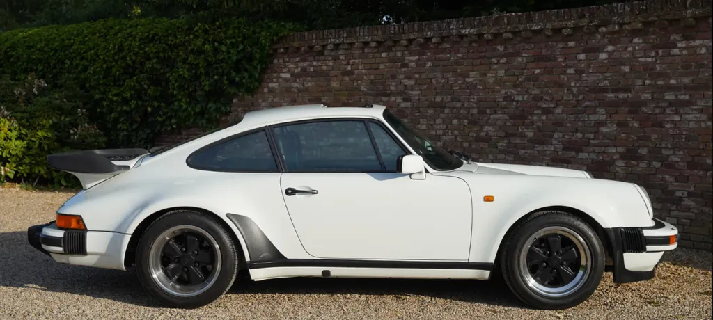 Porsche 911 3.3 turbo fx9lzxe5cdf2zsococred