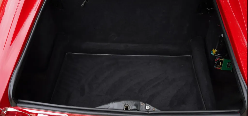 Ferrari 246 gjw0m24rvwcxidftvv3tf