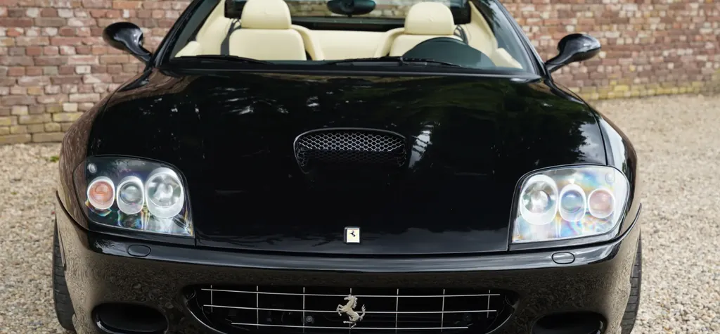 Ferrari 575 superamerica q7m7fkeqr3m eqi1b4xoq