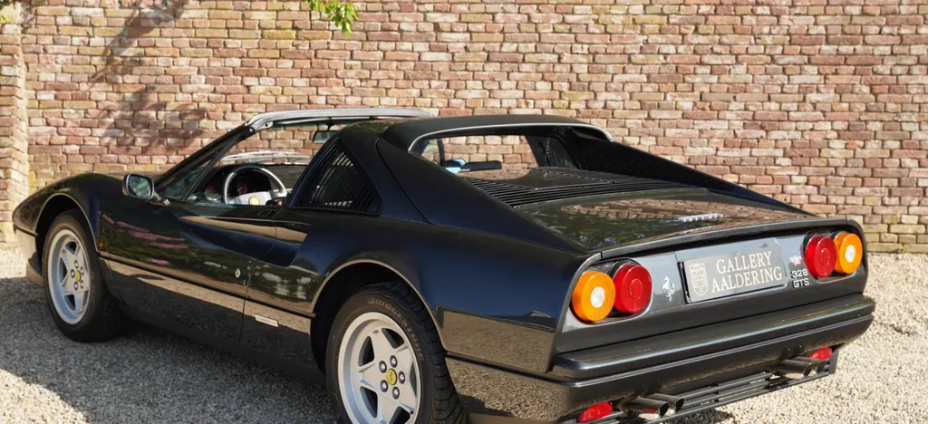 Ferrari 328 gts hnv8nsauzobs7phtro6um