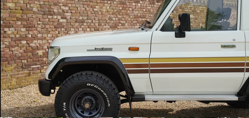 Toyota land cruiser hulmxvvunhskxpzkvhutc