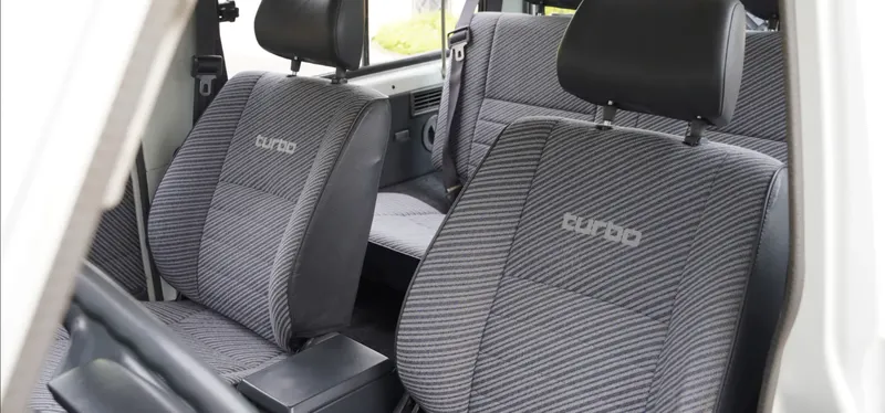 Toyota land cruiser p1fwdzfyvucqwhcc1qzg4