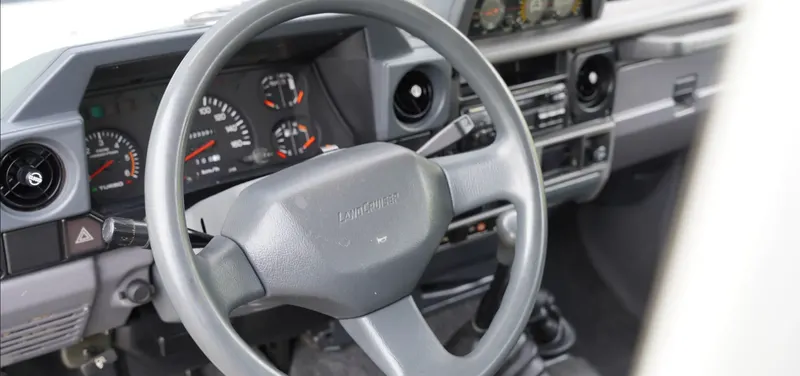 Toyota land cruiser zdv367biu7kdrj1p9crpj