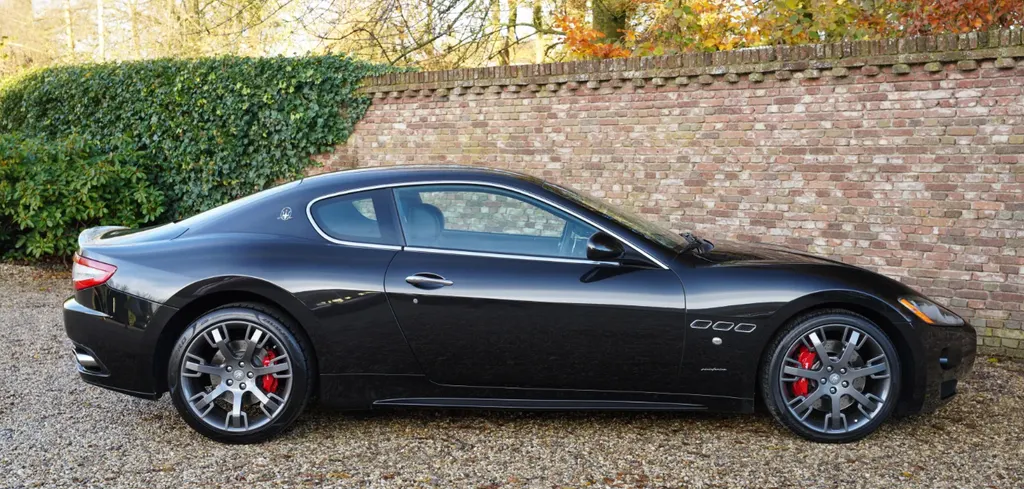Maserati granturismo dpzen d3cwzf btd s7vi