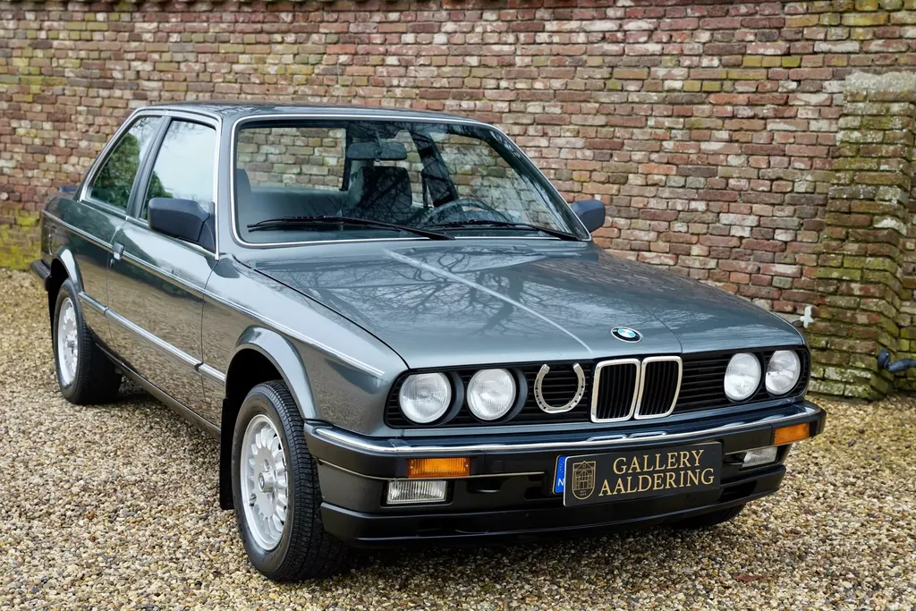 Bmw 323i fwm6piiqdtvld7smrl0ib