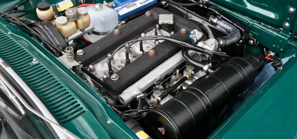 Alfa romeo 2000 gtv bertone yrcdofksjrazwbj2b1fr1