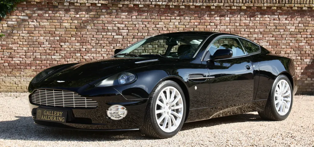 Aston martin v12 djgwgm05mwlhzxrjhurot