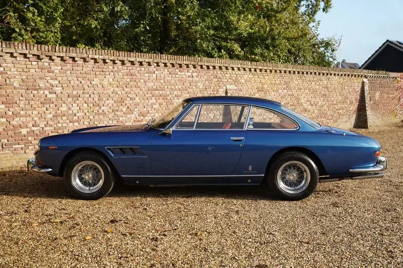 Ferrari 330 gt series 2 iuajtrdqztycrjkdyyj8j