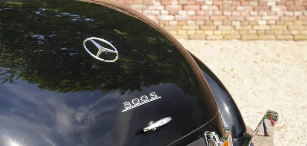 Mercedes benz  300s pj2o16gscf0olky84n66d