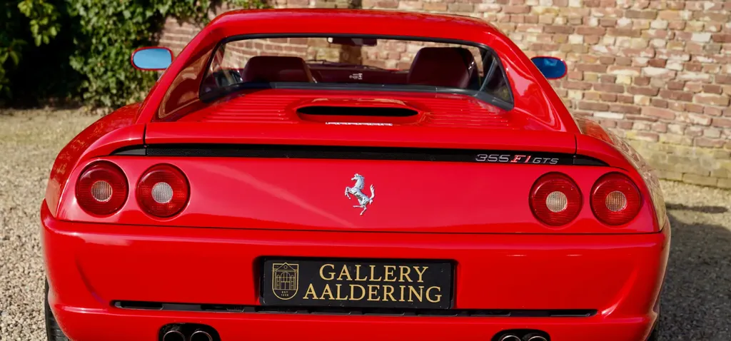 Ferrari f355 gts  xqpcu6snlsfffysx7mju