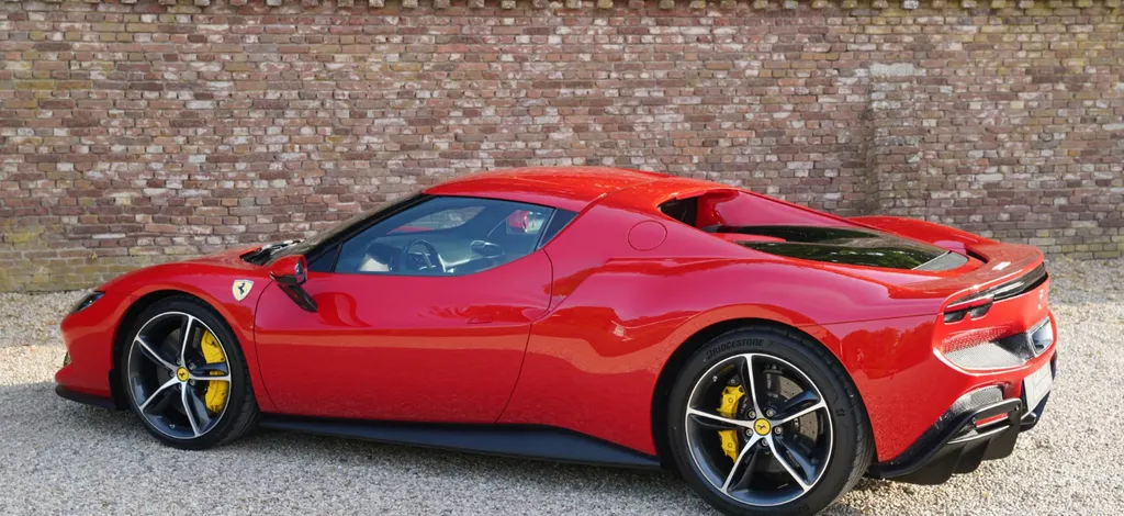 Ferrari 296 1r bmxsbh plkvp pkllg