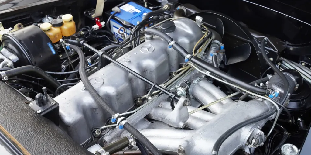 Mercedes benz 280sl pagode r533ikjevc77 ten2jsaa