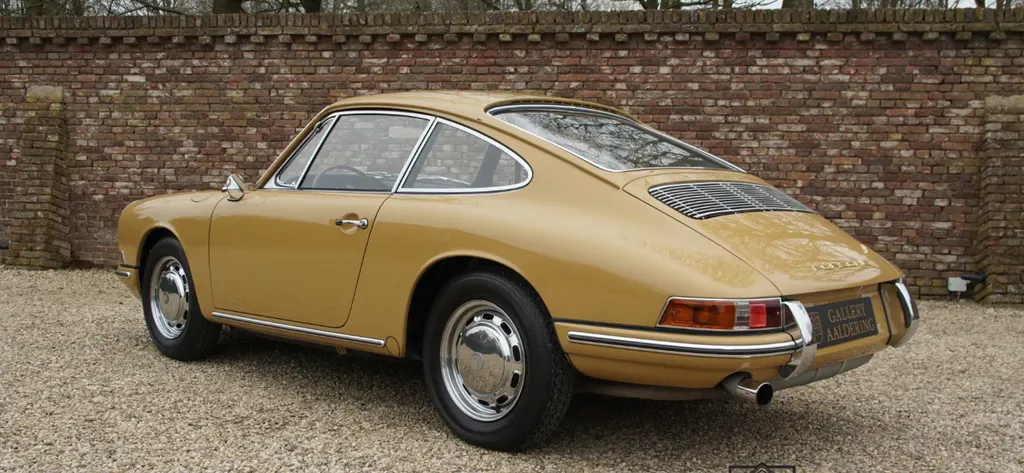 Porsche 911 bwgs59yjsl0tvoy2logdm