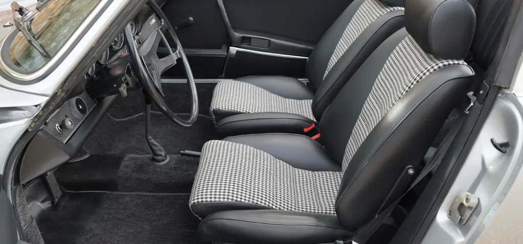 Porsche 911  kq gahf9b8khv1hdo5b2z