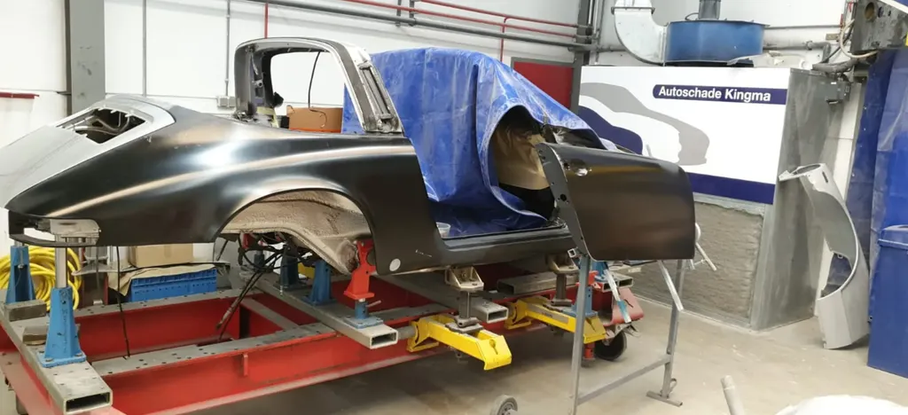 Porsche 911  ieifnaj6bcishxk0pesbs