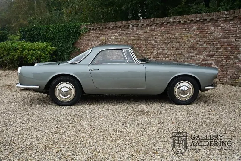 Lancia flaminia u xy3t nqwcaxqvjlukoe