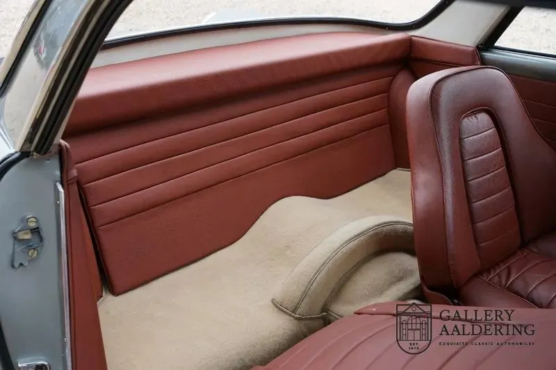 Lancia flaminia qwzbegwwrp2 p757rfezy