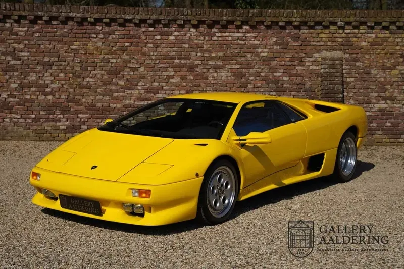 Lamborghini countach in4r2qpuaz8wsbqcm7zu0