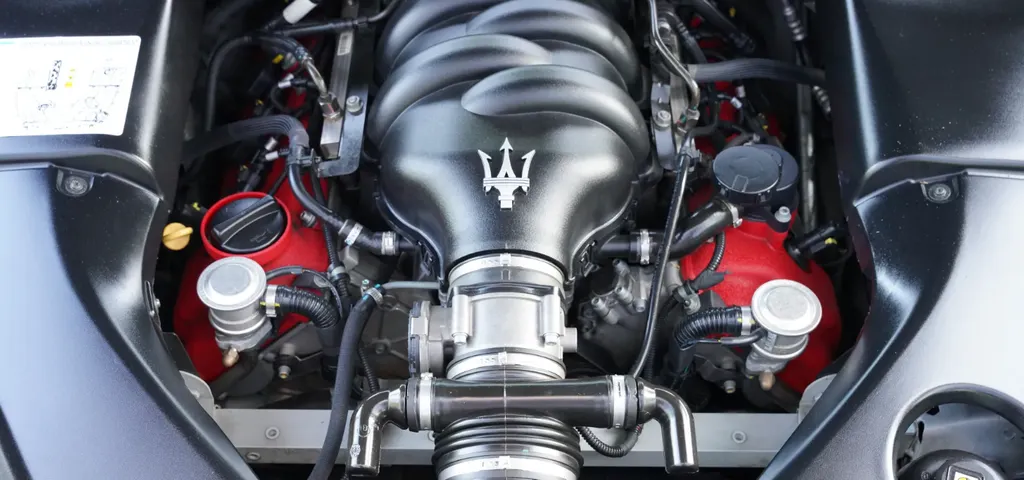 Maserati granturismo a4q41gnnif3uzz4vd2kzv