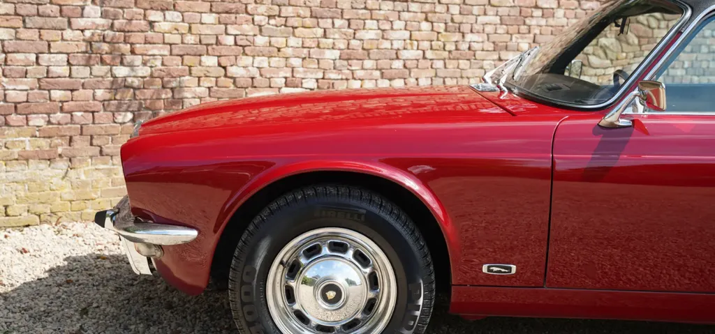 Jaguar xj6 ddpfyxv5we4ei fvpgw5n