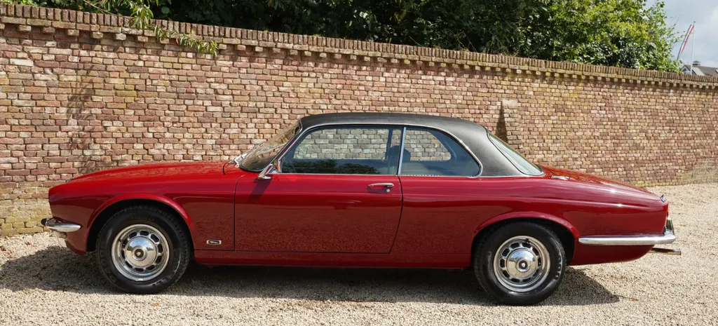 Jaguar xj6 x7l0b4hi8syuxml kg yw