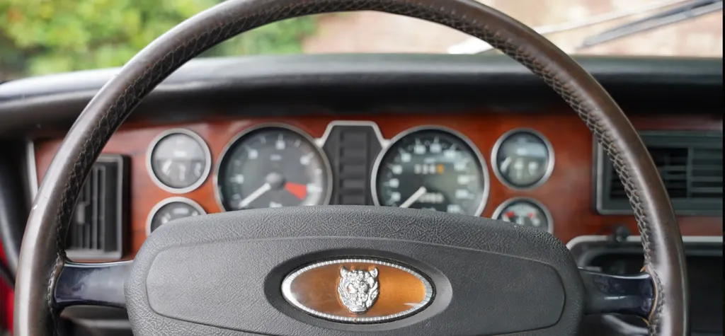 Jaguar xj6 efswotomo2rq8ys zqfxh